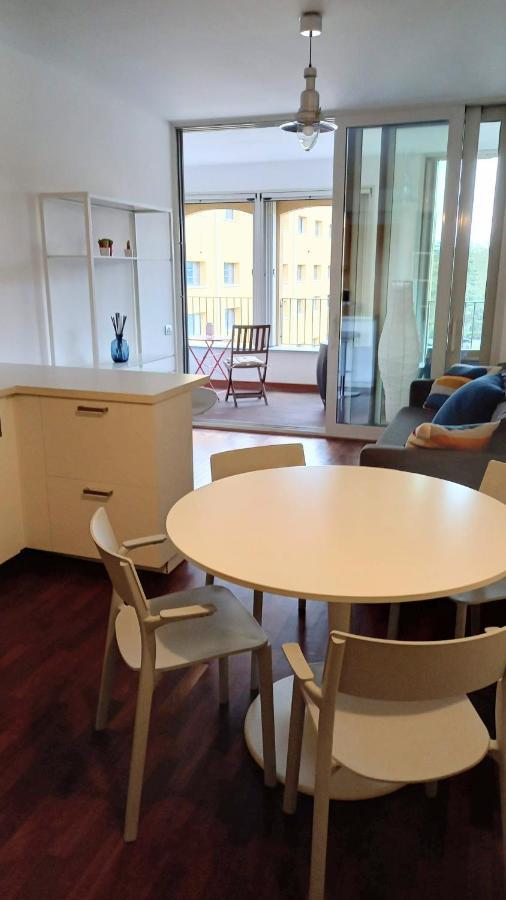 Cozy With Spacious Veranda Appartamento